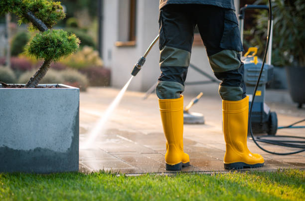 Why Choose Our Certified Pressure Washing Experts for Your Project Needs in Clay City, IN?